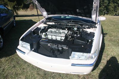 1998 EL57 Eldorado Coupe engine white-McDivitt John
